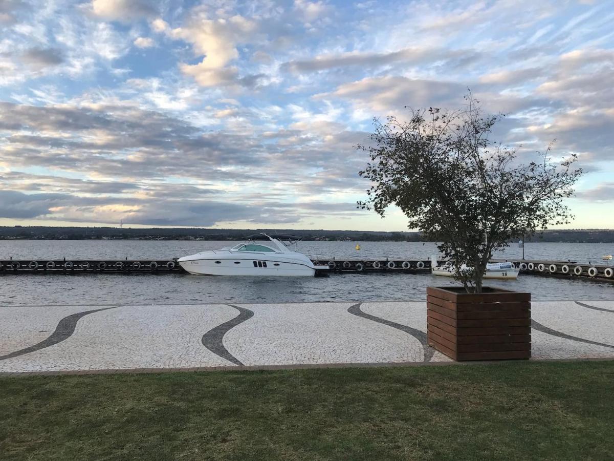 Flat No Life Com Espetacular Vista Do Lago Brasilia Exterior photo